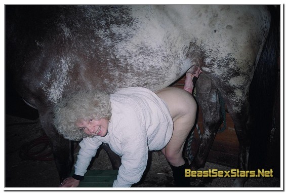 001-Beast-Photos-Animal-Sex-Pics-Beastiality-Images-2.jpg